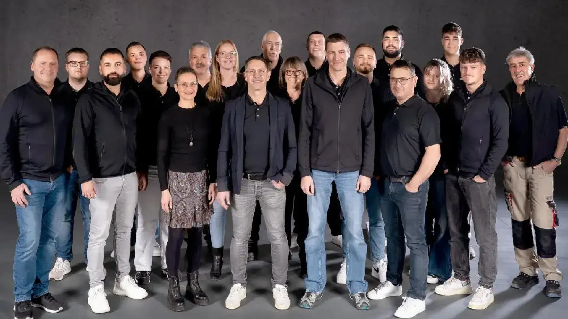 Team von Stäudle aus Laichingen – Experten für moderne Büroeinrichtung im Raum Ulm